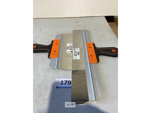 Skandia spackmes softgrip rvs 400mm en 250mm - afbeelding 1 van  3