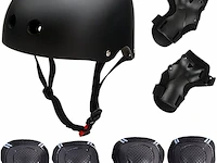 Skateboarding helm + pads - afbeelding 1 van  3