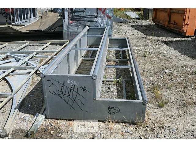 Skatepark eibe - afbeelding 6 van  13