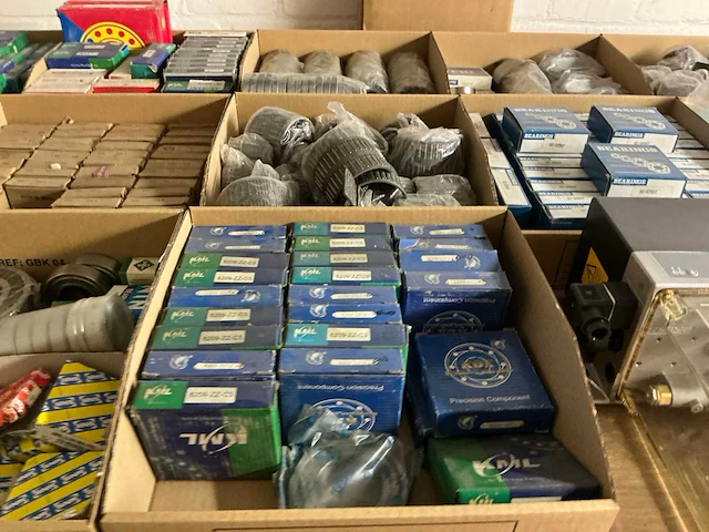 Skf, fag en kml grote partij diverse lagers - afbeelding 14 van  26