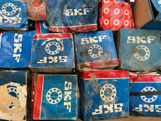 Skf partij kogellagers - afbeelding 2 van  19