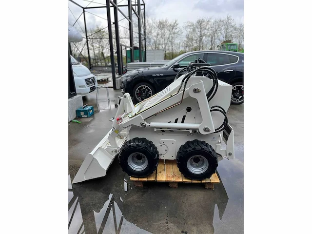Skid steer 380 skidder - afbeelding 20 van  28