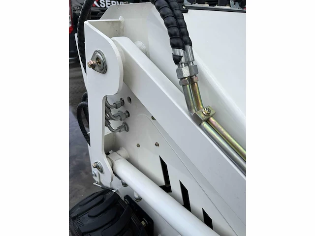 Skid steer 380 skidder - afbeelding 25 van  28