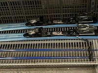 Ski's - afbeelding 1 van  6