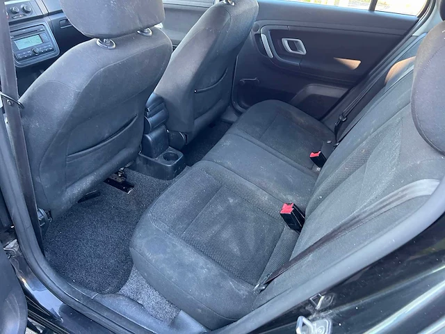 Skoda - 2009 - fabia - personenauto - afbeelding 6 van  19