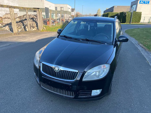 Skoda - 2009 - fabia - personenauto - afbeelding 13 van  19