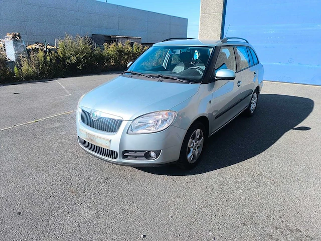 Skoda - 2010 - fabia - sw - personenauto - garantie! - afbeelding 1 van  31