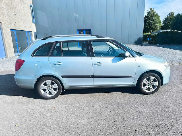 Skoda - 2010 - fabia - sw - personenauto - garantie! - afbeelding 28 van  31