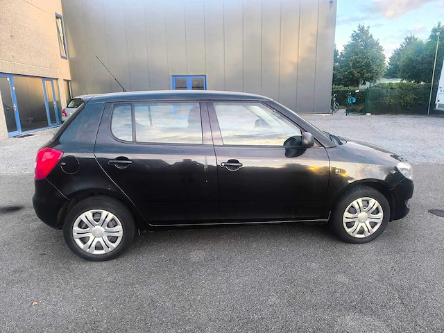 Skoda - 2011 - fabia - hatchback - personenauto - afbeelding 21 van  24
