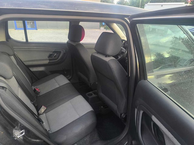 Skoda - 2011 - fabia - hatchback - personenauto - afbeelding 25 van  25