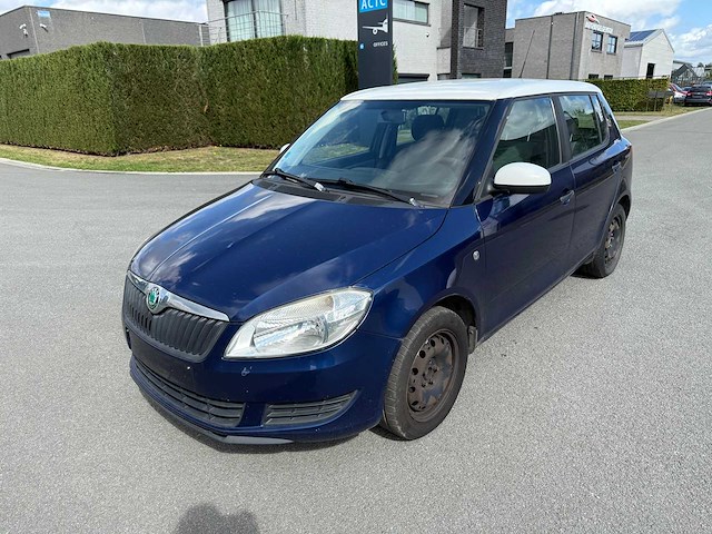 Skoda - 2011 - fabia - personenauto - afbeelding 16 van  22