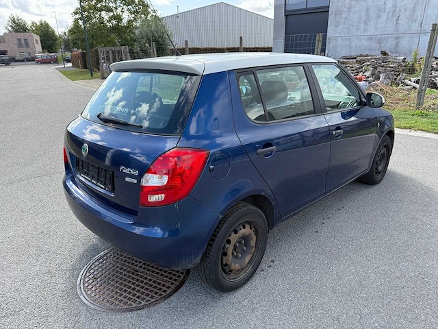 Skoda - 2011 - fabia - personenauto - afbeelding 2 van  22