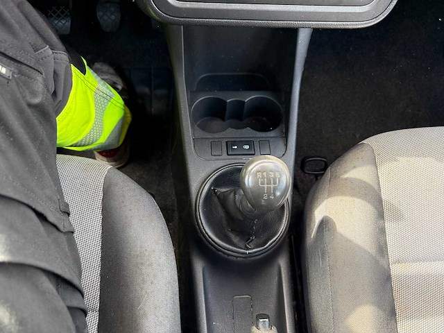 Skoda - 2011 - fabia - personenauto - afbeelding 9 van  22