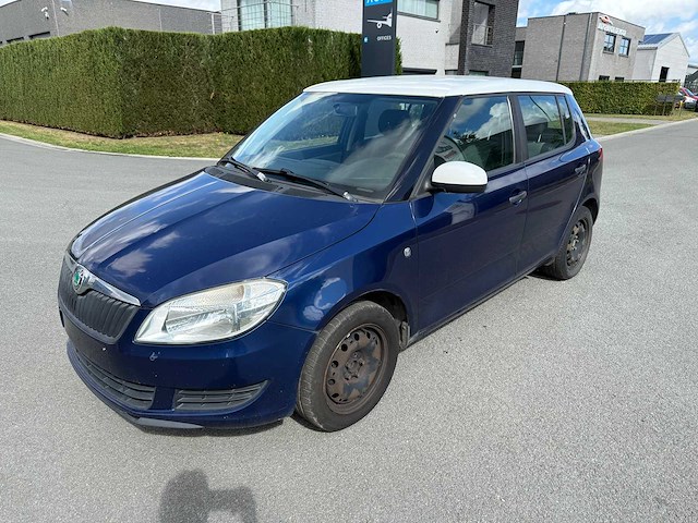 Skoda - 2011 - fabia - personenauto - afbeelding 12 van  22