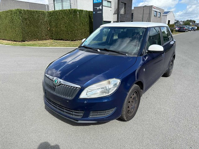 Skoda - 2011 - fabia - personenauto - afbeelding 17 van  22