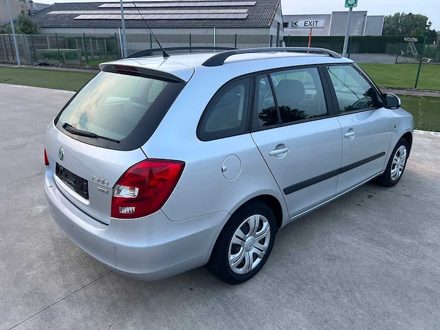 Skoda - 2012 - fabia - personenauto - afbeelding 17 van  19