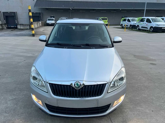 Skoda - 2012 - fabia - personenauto - afbeelding 15 van  19