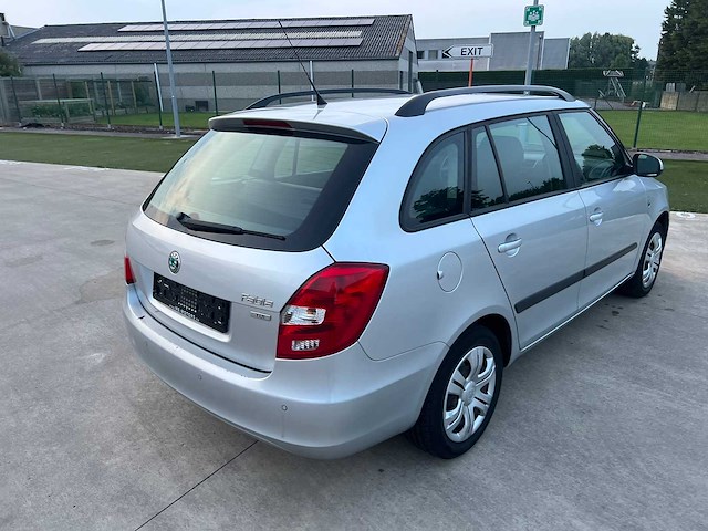Skoda - 2012 - fabia - personenauto - afbeelding 18 van  19