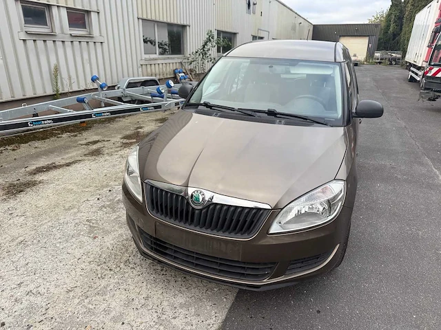 Skoda - 2012 - roomster - personenauto - afbeelding 14 van  19