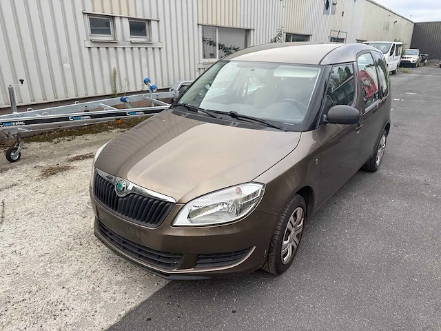 Skoda - 2012 - roomster - personenauto - afbeelding 16 van  19
