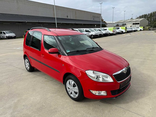 Skoda - 2013 - roomster - personenauto - afbeelding 23 van  28
