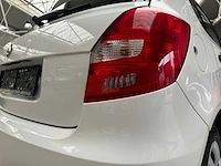 Skoda - fabia - car - 2013 - afbeelding 2 van  23