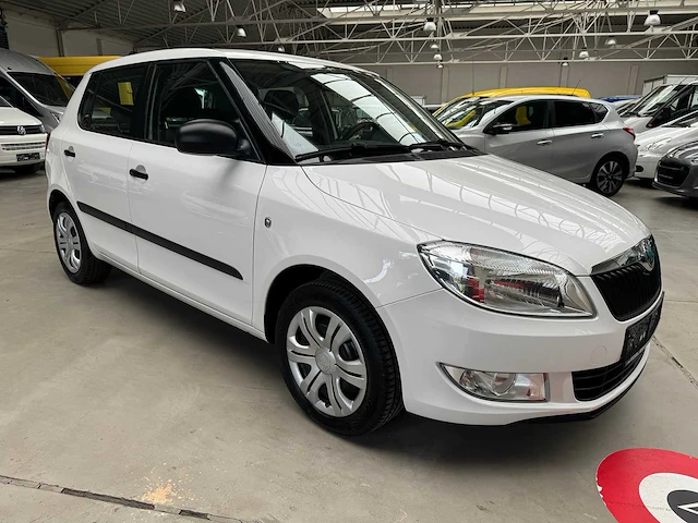 Skoda - fabia - car - 2013 - afbeelding 5 van  23