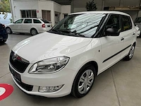Skoda - fabia - car - 2013 - afbeelding 1 van  23