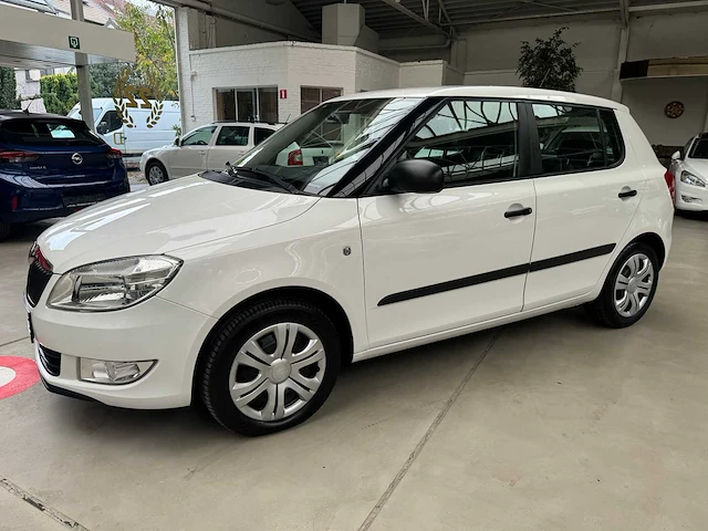 Skoda - fabia - car - 2013 - afbeelding 17 van  23