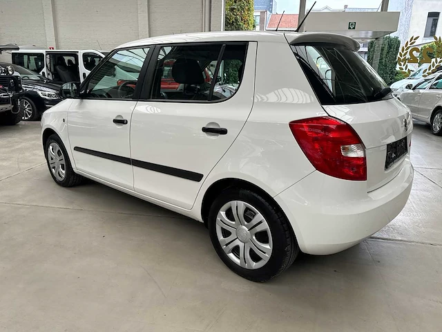 Skoda - fabia - car - 2013 - afbeelding 19 van  23