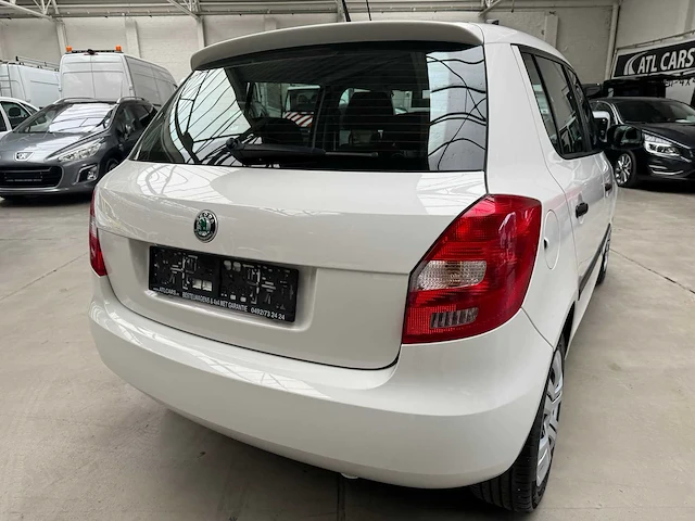 Skoda - fabia - car - 2013 - afbeelding 23 van  23