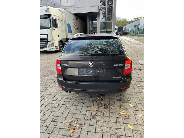 Skoda - superb - break - skoda superb - afbeelding 5 van  10