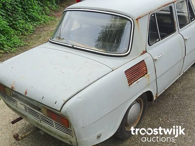 Skoda 100 (barn-find) - afbeelding 8 van  55