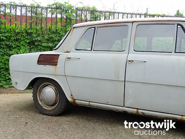 Skoda 100 (barn-find) - afbeelding 10 van  55