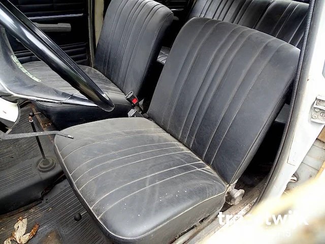 Skoda 100 (barn-find) - afbeelding 27 van  55