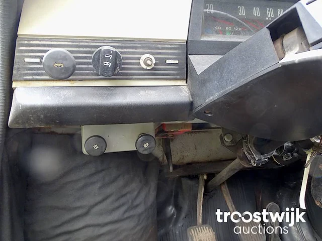 Skoda 100 (barn-find) - afbeelding 36 van  55