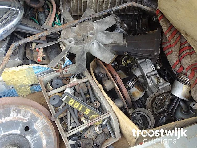 Skoda 100 (barn-find) - afbeelding 42 van  55