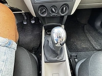 Skoda fabia 1.2i ambiente 55,2007 - afbeelding 4 van  31
