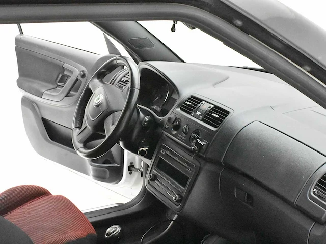 Skoda fabia monte carlo 2012 - afbeelding 15 van  31