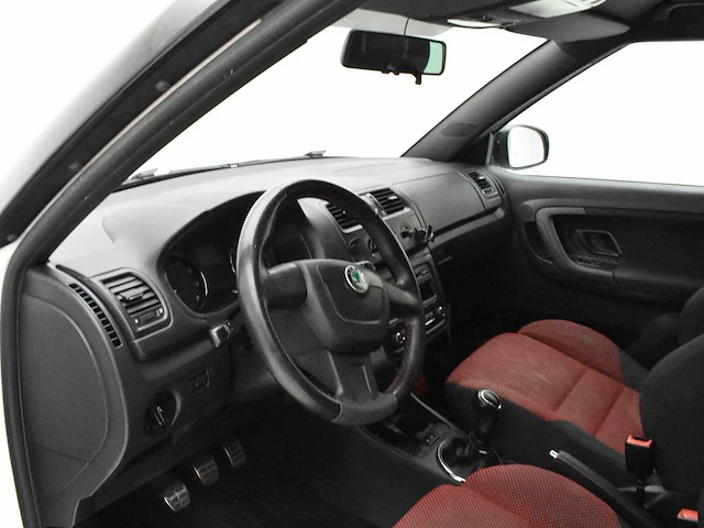 Skoda fabia monte carlo 2012 - afbeelding 19 van  31