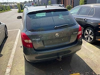 Skoda fabia personenauto - afbeelding 12 van  13
