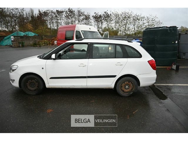Skoda fabia stationwagen - afbeelding 10 van  20