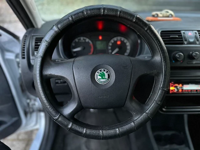Skoda fabia,2008 - afbeelding 17 van  18