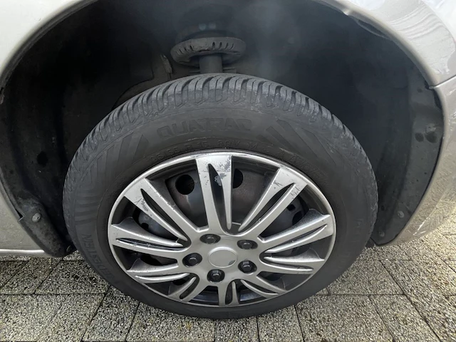 Skoda fabia,2015 - afbeelding 13 van  37