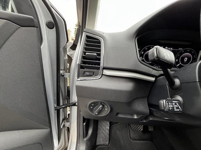 Skoda karoq, 2020 - afbeelding 10 van  39