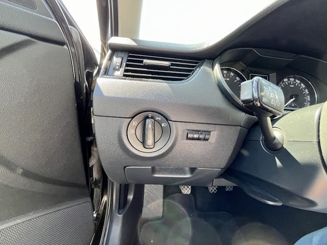 Skoda octavia 1 6 90, 2016 - afbeelding 5 van  22