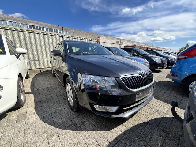 Skoda octavia 1 6 90, 2016 - afbeelding 12 van  22