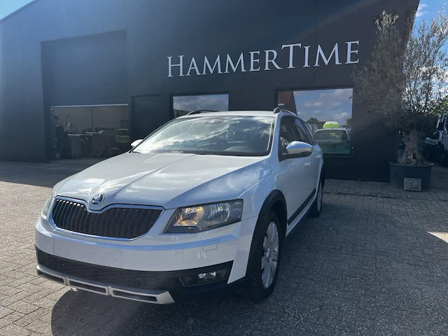 Skoda octavia 4x4, 2016 - afbeelding 1 van  44