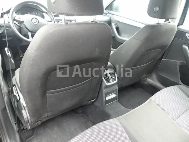 Skoda octavia combi stationwagen (2015-167.000 km) - afbeelding 4 van  28