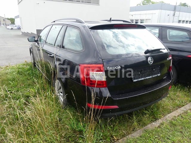 Skoda octavia combi stationwagen (2015-167.000 km) - afbeelding 23 van  28